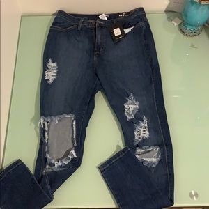Fashion Nova Beach Bum Jeans, Medium Blue Wash